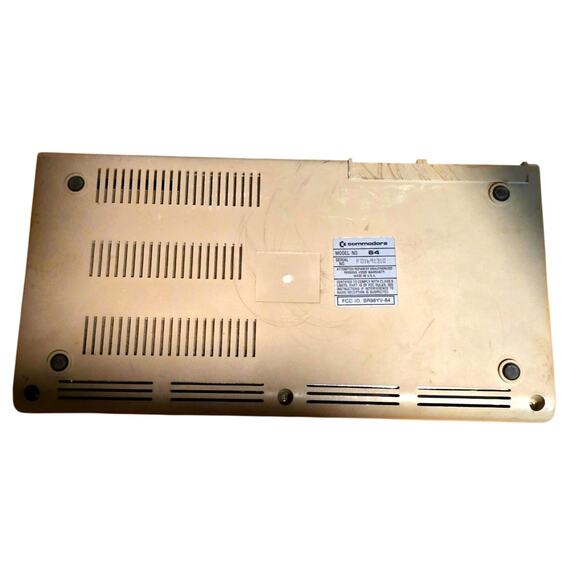 Vtg Commodore 64 C64 Computer Unit Only Keyboard - Picture 3 of 4